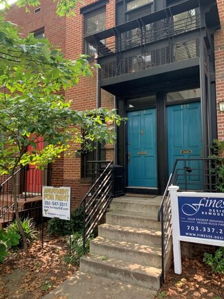 757 10th St SE, Washington, DC 20003