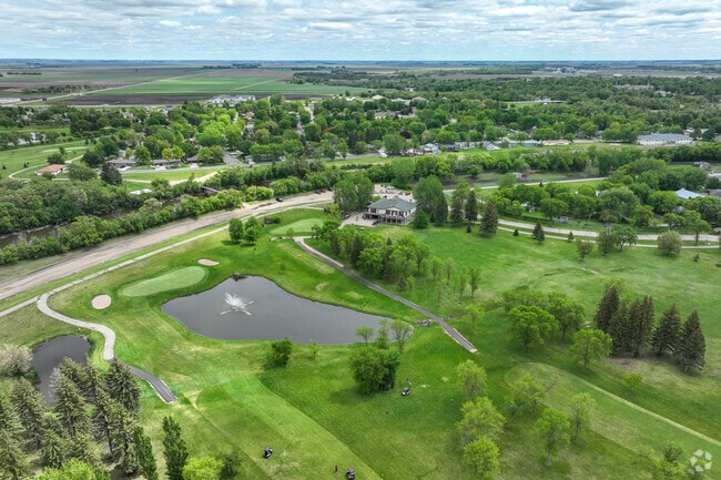 Bois de Sioux Golf Course is the only course in the US to feature 18 holes in 2 states.