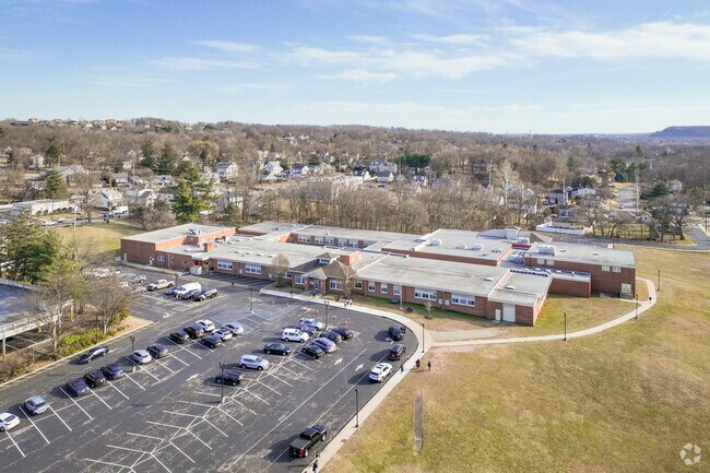 High Mountain Middle School is a highly esteemed high school in the North Haledon area.
