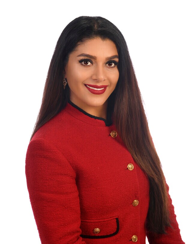 Agent Photo
