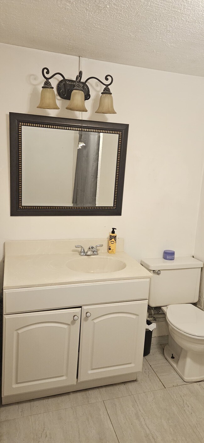 10 Springdale St, Milford, CT 06460 - photo 4