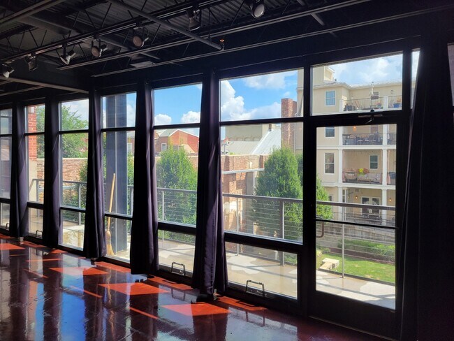 120 N Indian Aly unit 200, Winchester, VA 22601 - photo 5