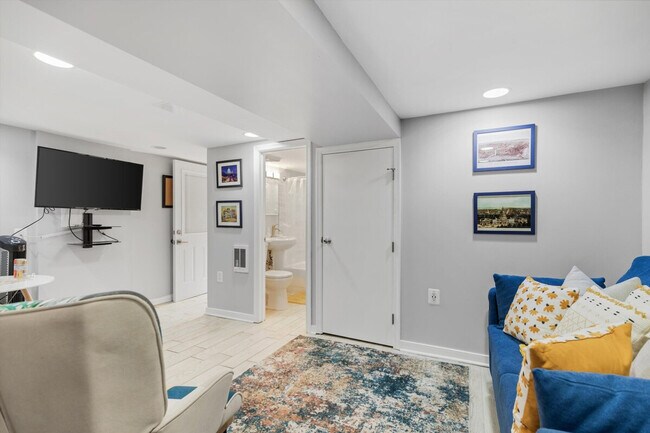 814 Randolph St NW unit ID1037745P, Washington, DC 20011 - photo 2