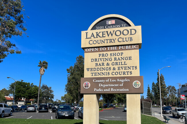 About Lakewood Country Club Estates | Schools, Demographics, Things to ...