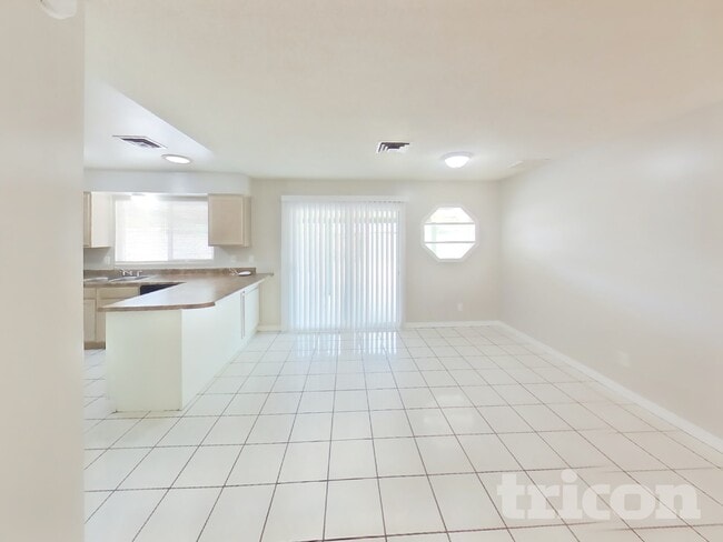 1824 W Cheyenne Dr, Chandler, AZ 85224 - photo 4