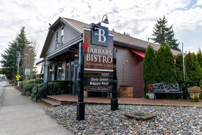 Farror's Bistro is a great spot for happy hour in the Felida-Starcrest neighborhood.