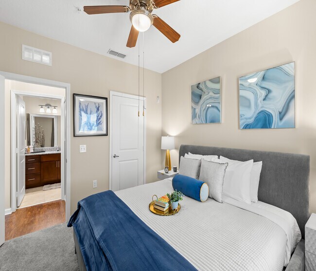 Album Monterey Pointe 55+ Active Adult Apartment Homes, Kissimmee, FL 34741 - photo 2