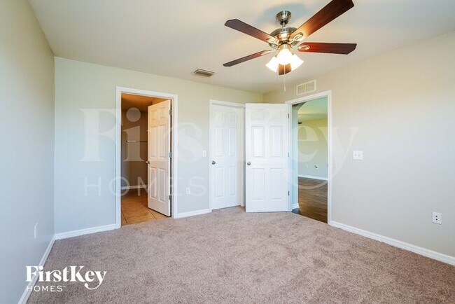 716 Evening Shade Ln, Lehigh Acres, FL 33974 - photo 7