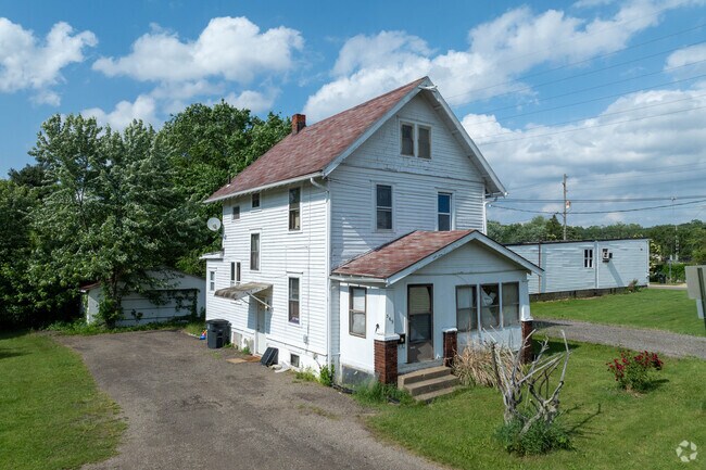 Many older homes in Summit Lake are opportunities for redevelopment.