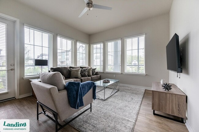 4902 Cosmos Cir unit 116, Wimauma, FL 33598 - photo 7