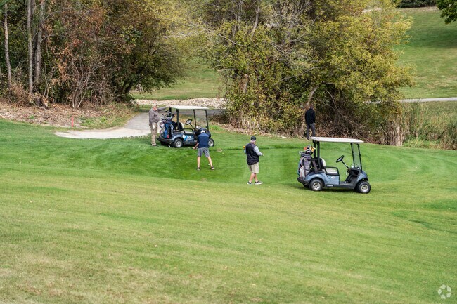 South Pointe Drive is conveniently located near Rochester International Airport for travelers.