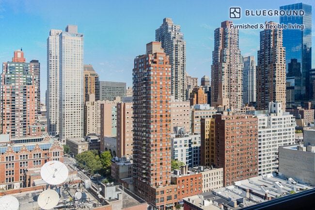 500 W 56th St unit FL26-ID2016, New York, NY 10019 - photo 5