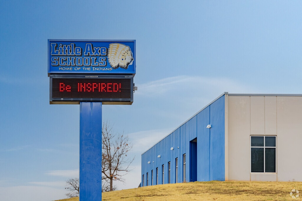 Here is the signage of Little Axe High School