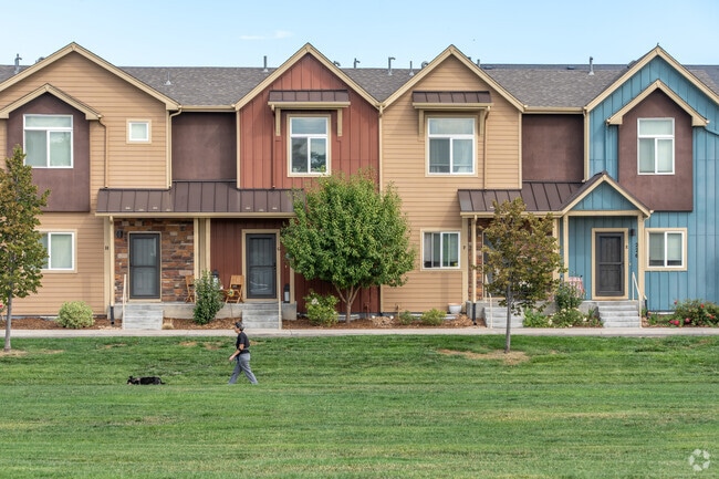 Spacious townhomes in Quail provide modern living close to outdoor adventures.