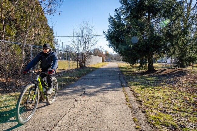 The Huron Valley Trail runs through South Lyon.