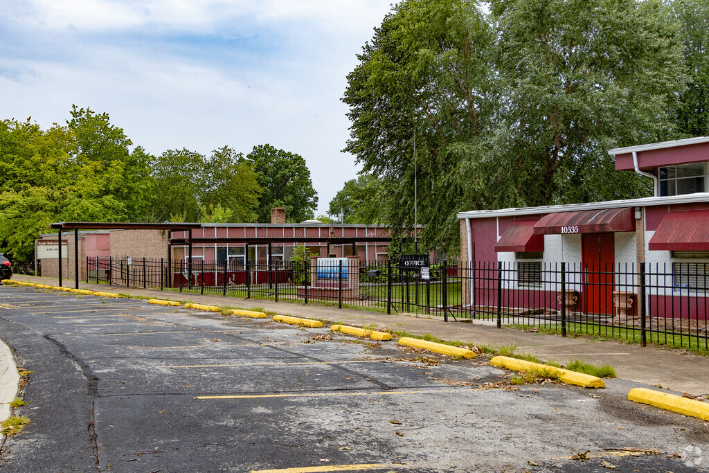 Dwight McDaniels School of Christian Education buildings in Castle Point.