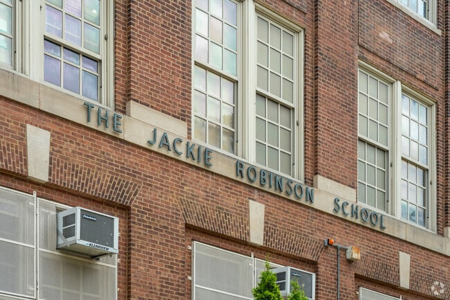 P.S. 015 Jackie Robinson has great academic and athletic opportunities for students.