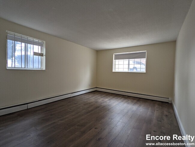 90 Gardner St unit 14, Allston, MA 02134 - photo 6