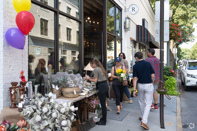 Downtown Roanoke features a charming mix of boutiques, restaurants, and specialty shops.