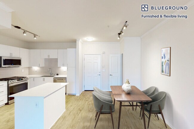 1579 E Jefferson Way unit FL2-ID10755A, Simi Valley, CA 93065 - photo 5