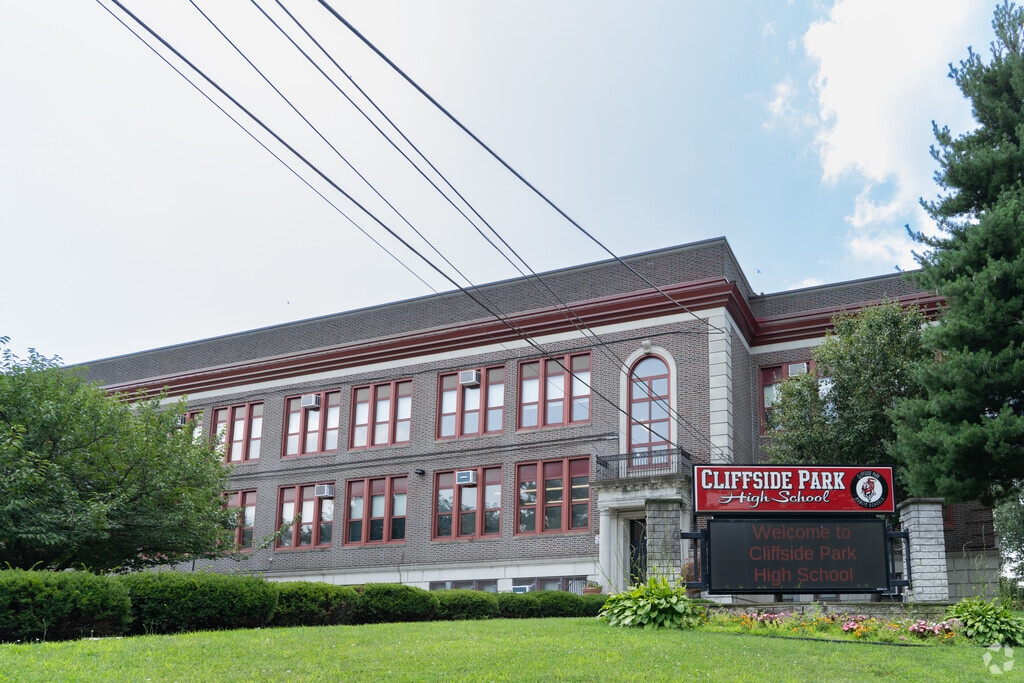 Cliffside Park High School is located in New Jersey.
