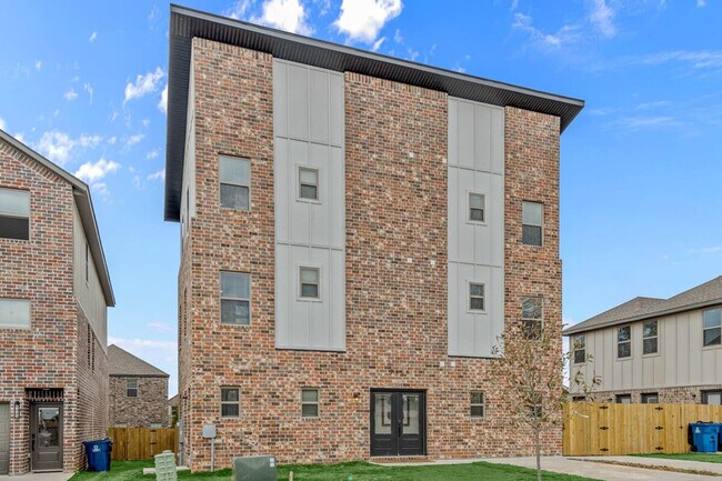 2612 SW Livingston Square unit FL1-ID1241301P, Bentonville, AR 72713 - photo 3