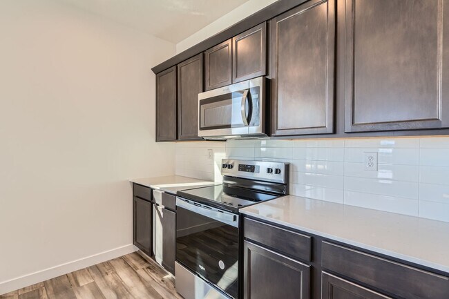 1607 N 800 W, Salem, UT 84653 - photo 3