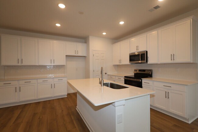 2900 Suzanne Landon Dr unit F5, Murfreesboro, TN 37130 - photo 5