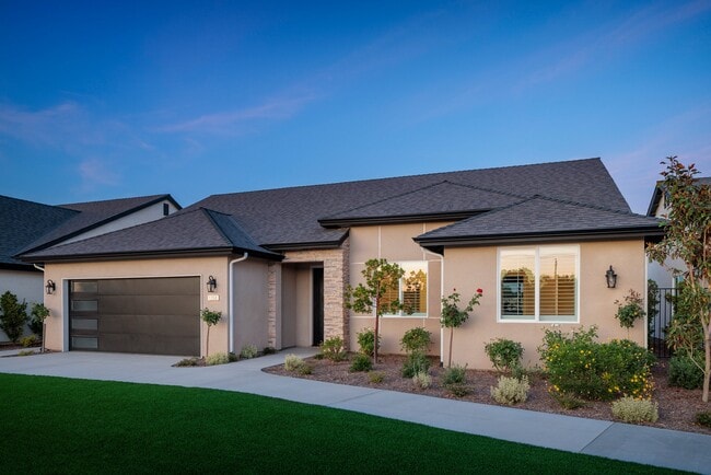 2233 W Santa Maria Ct, Porterville, CA 93257 - photo 2