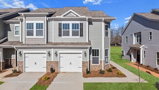 389 Lagoon Rd, Fletcher, NC 28732