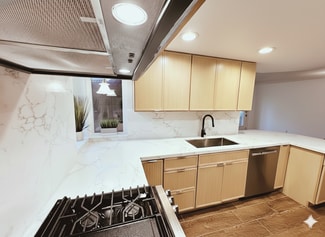 4010 Layang Cir Unit A, Carlsbad, CA 92008