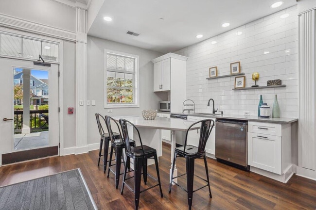 The Villages at Canterfield, West Dundee, IL 60118 - photo 7