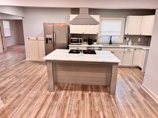 2680 Acadia St, East Point, GA 30344