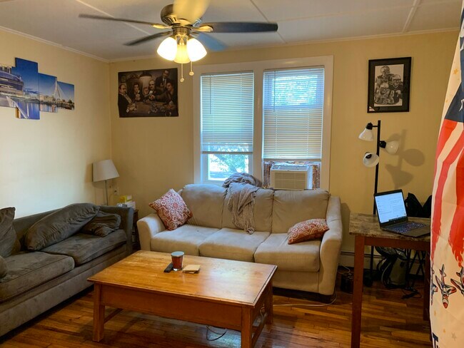 41 Cross St unit 2, Somerville, MA 02145 - photo 2