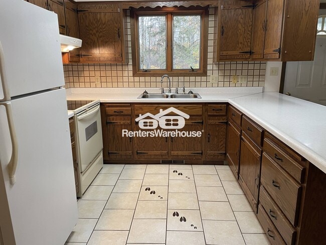 W4774 Pierce Rd, Sarona, WI 54870 - photo 3