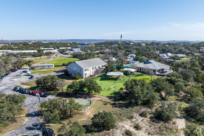 International School of Texas offers global education.