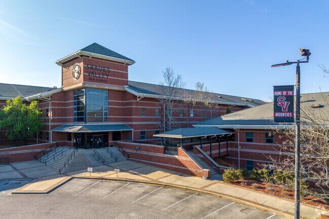 The front entrance of Shades Valley High School.