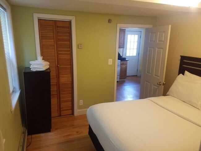 175 3rd St unit 2, Cambridge, MA 02141 - photo 2