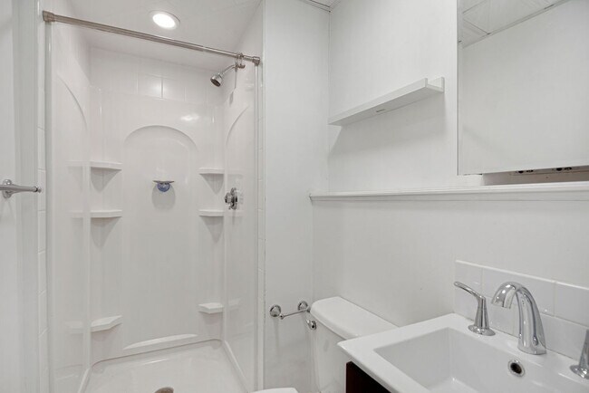 *Pictures are representative samples of the advertised unit. In some cases, the actual units you tou