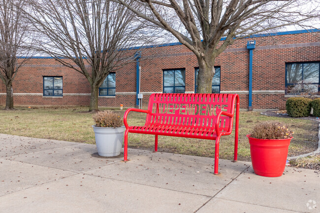 Independence Elementary School has a student teacher ratio of 11:1.
