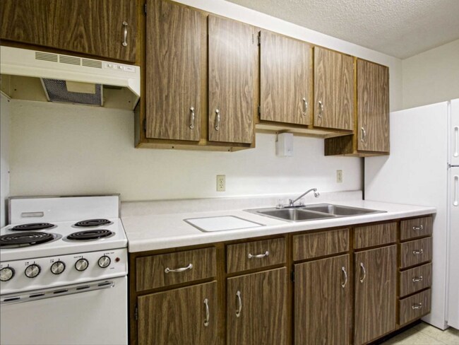 214 S 21st St unit 1, Sac City, IA 50583 - photo 7