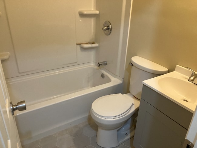 209 Antoinette Dr, Wilmington, NC 28412 - photo 7