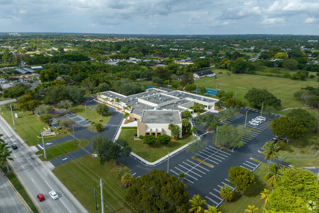 An aerial context view of the Somerset Academy Palms.