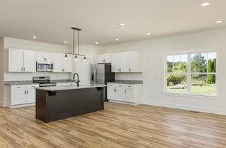 7155 Sawyer Rd, Signal Mountain, TN 37377