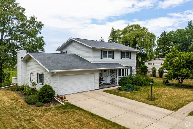Colonial-style homes are among the most popular in Orchid Heights.