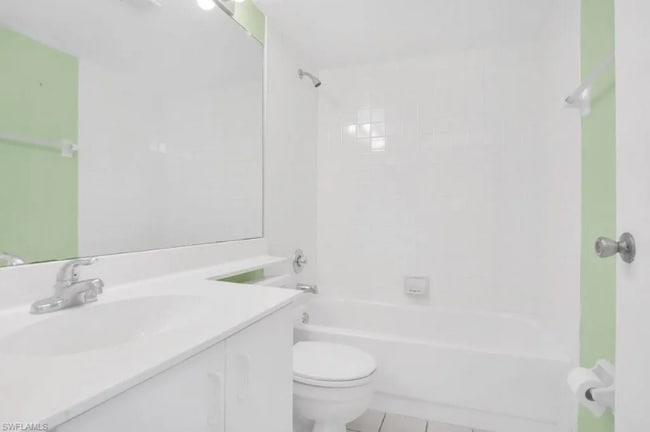 7848 Emerald Cir unit 102, Naples, FL 34109 - photo 2