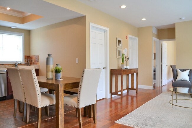 35 Governor St unit 2, Providence, RI 02906 - photo 7