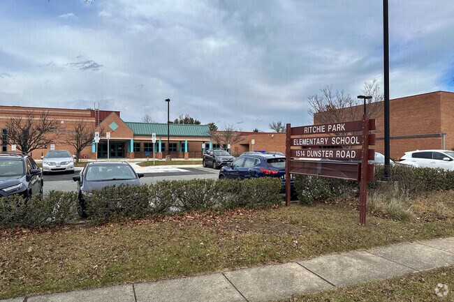 Sign for Ritchie Park Elementary School