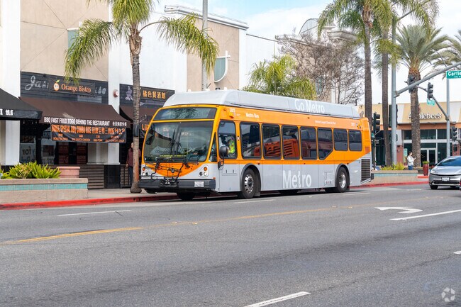 Alhambra Community Transit bus circulates in the neighborhood regularly, making travel easy within the city.