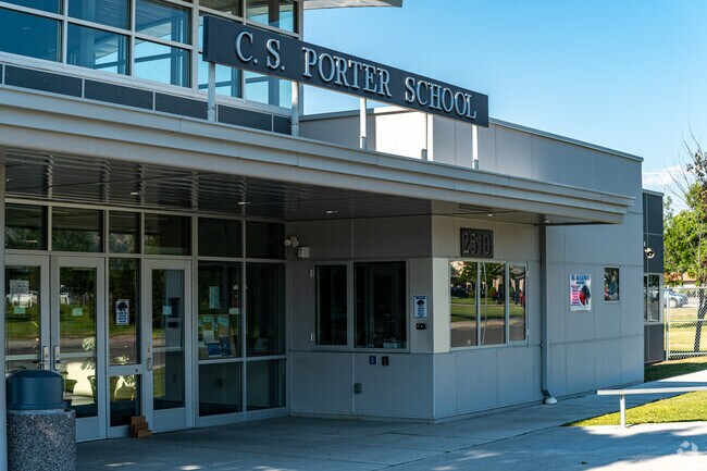 Porter Middle School emphasizes character development and academics.